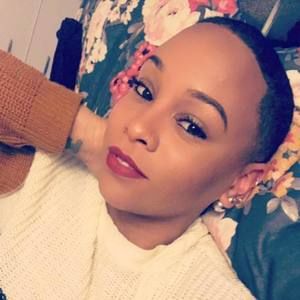 Meet your Posher, Christina